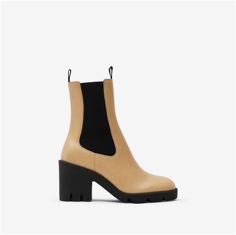 Leather Stride Chelsea Boots 